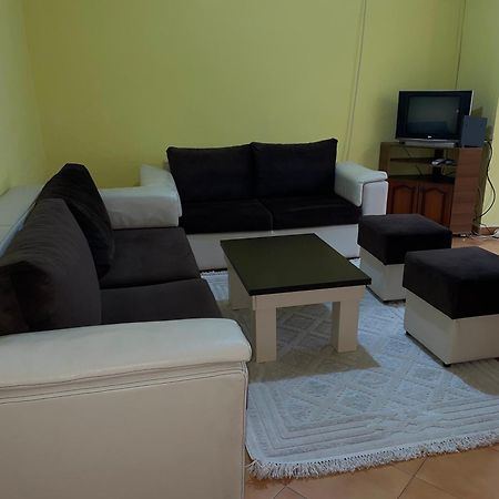 Central Apartment Shkoder Luaran gambar
